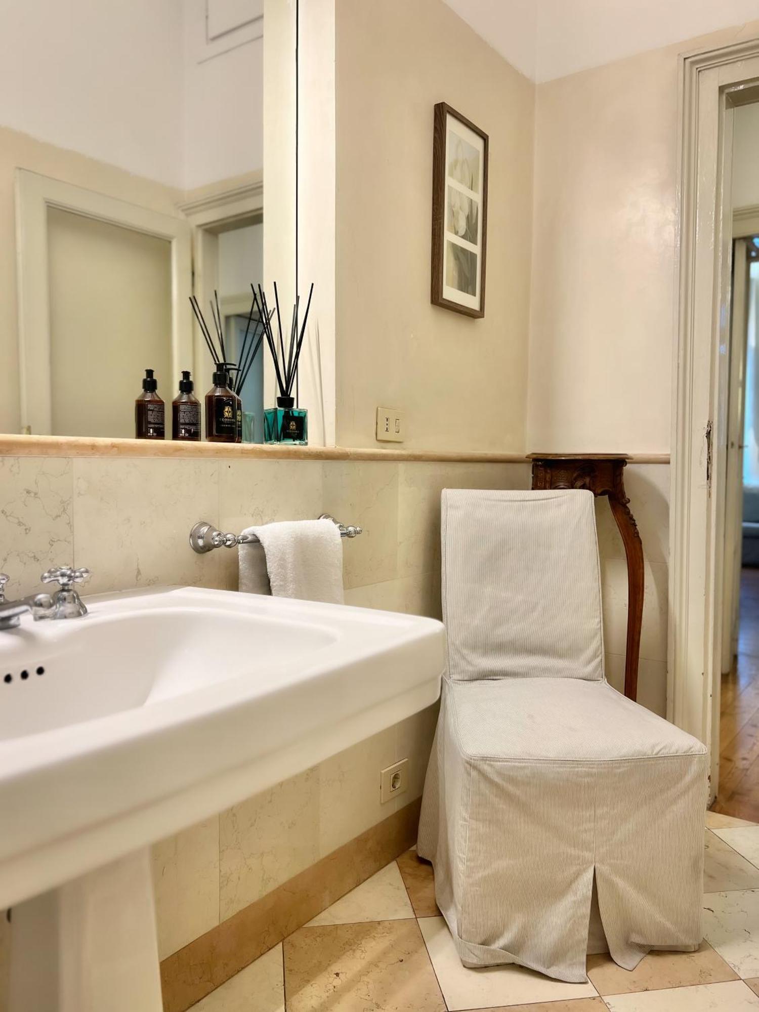 Comecasa 2 Bedrooms Apartment In Via Curtatone ميلان المظهر الخارجي الصورة